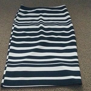 Black and white pencil skirt
